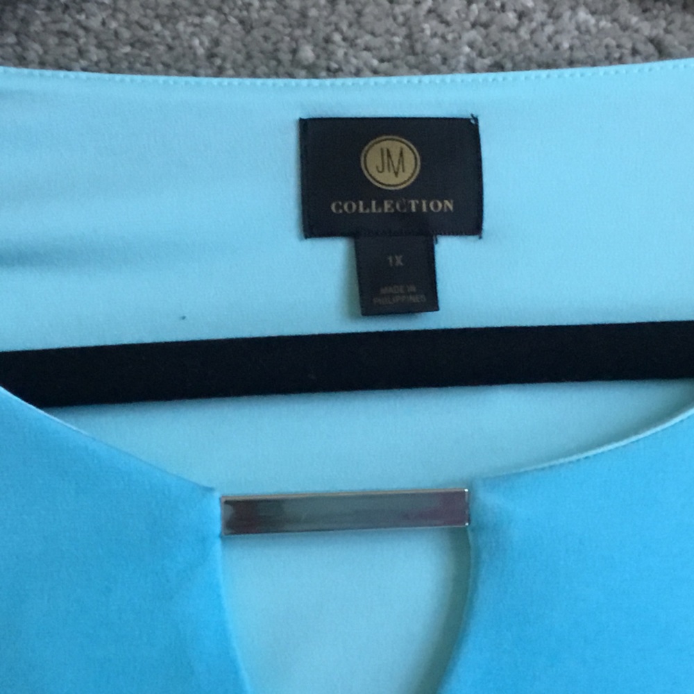 JM Collection Ladies/Women’s Top size 1X. Beautiful blues, Polyester & Spandex - Picture 4 of 8